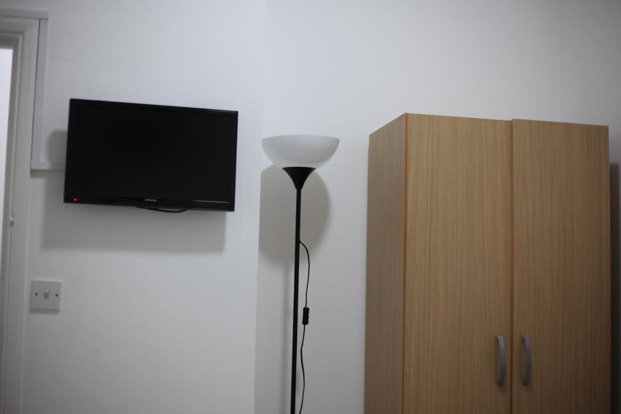 Oyo New City Lodge لندن المظهر الخارجي الصورة