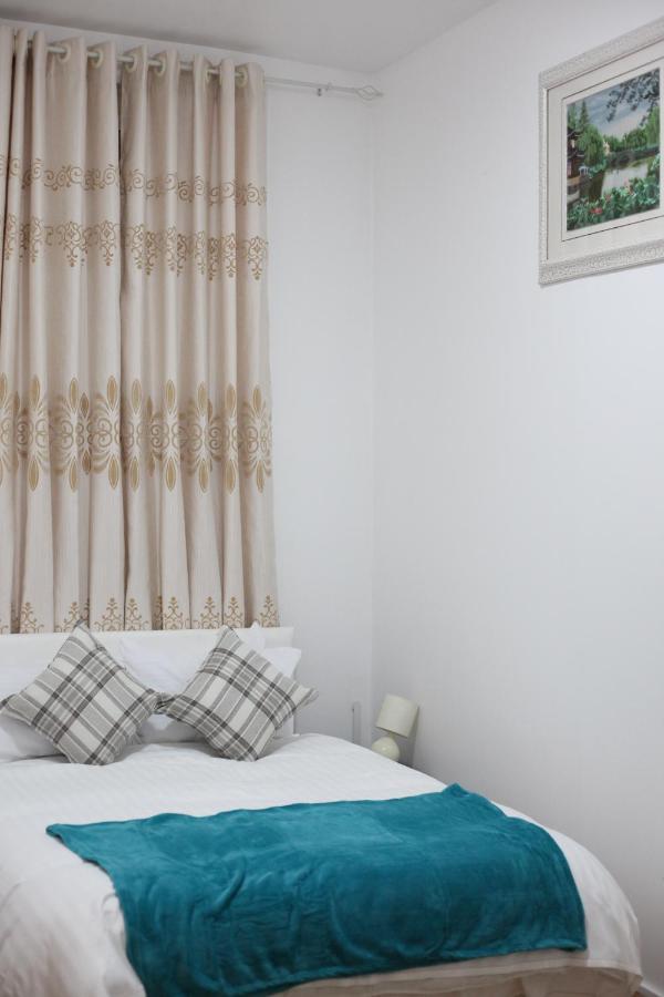 Oyo New City Lodge لندن المظهر الخارجي الصورة