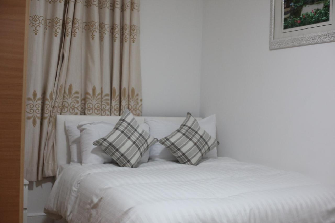 Oyo New City Lodge لندن المظهر الخارجي الصورة